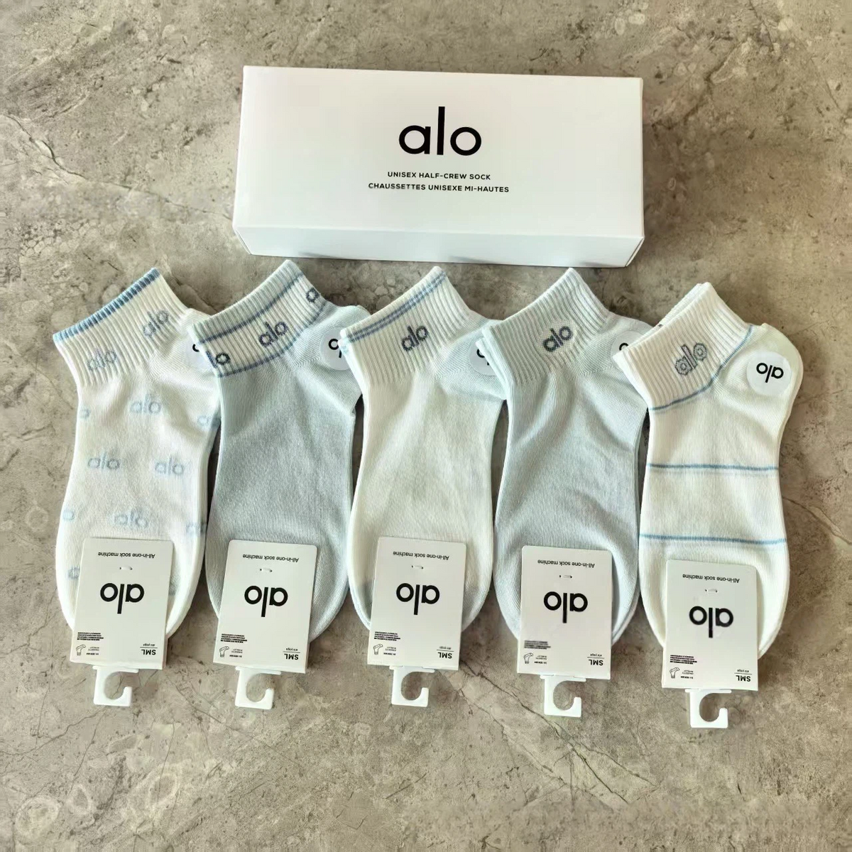 5 Pairs Half-Crew Socks Gift Box - Breathable Cotton Blend for Sports & Casual