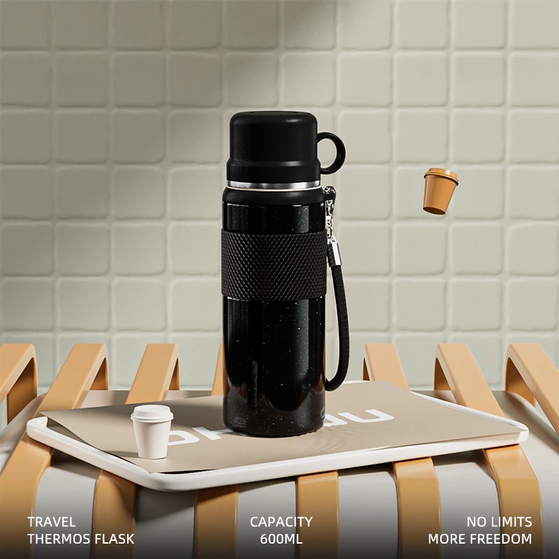 OUHUU 316 Stainless Steel Insulated Water Bottle - Leakproof Tumbler