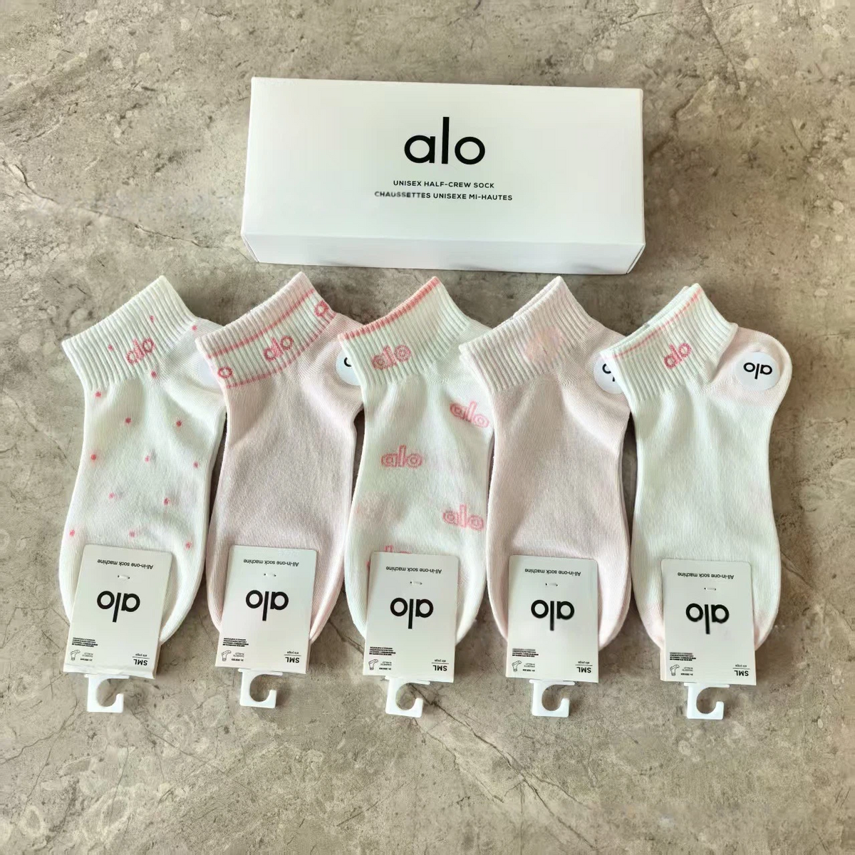 5 Pairs Half-Crew Socks Gift Box - Breathable Cotton Blend for Sports & Casual