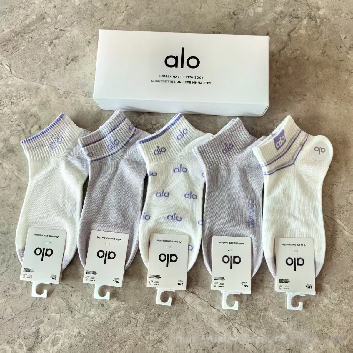 5 Pairs Half-Crew Socks Gift Box - Breathable Cotton Blend for Sports & Casual