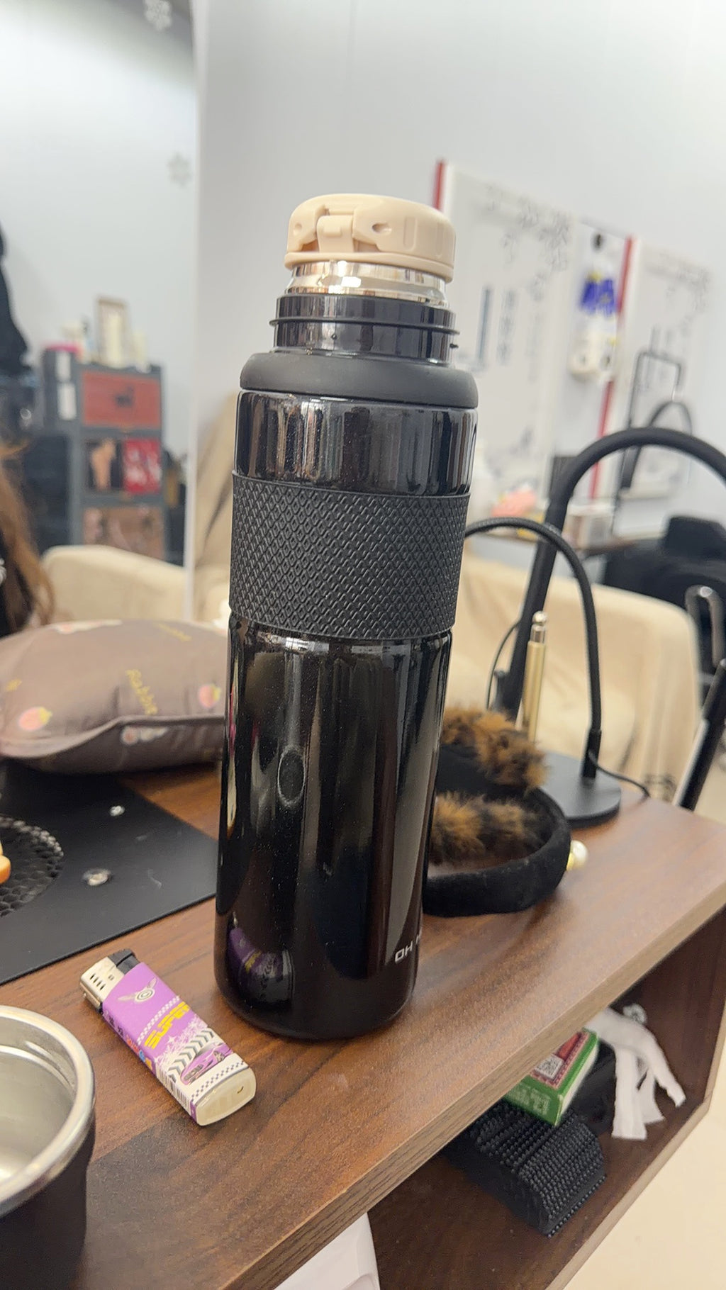 OUHUU 316 Stainless Steel Insulated Water Bottle - Leakproof Tumbler